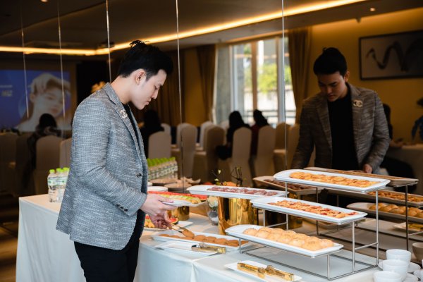 健康护肤升级：年轻群体成消费新主力